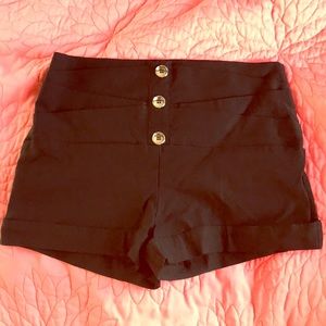 Super cute and stretchy high waisted shorts!